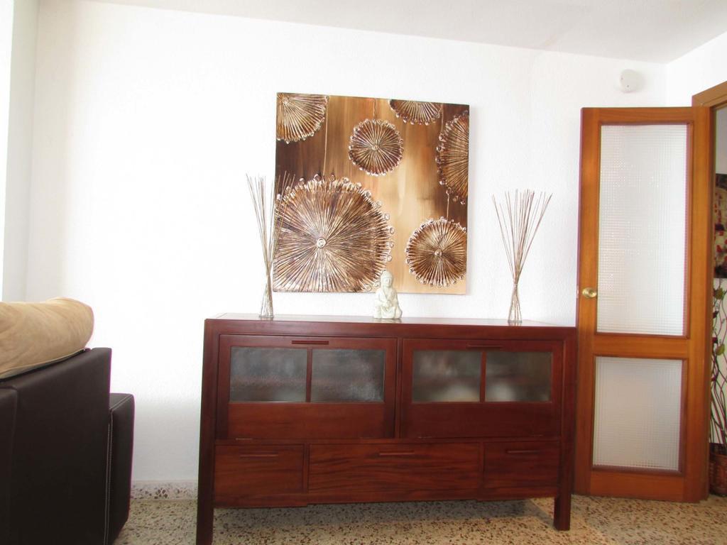 Apartamento Maestro Parada Torrevieja Habitación foto